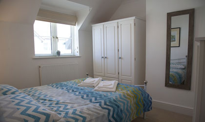Sleeps 6 - three bedrooms
